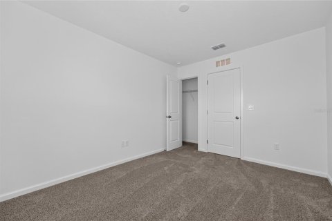 Townhouse in Orlando, Florida 4 bedrooms, 155.89 sq.m. № 2279980 - photo 14