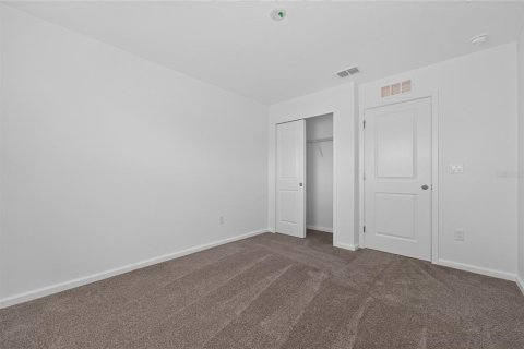 Townhouse in Orlando, Florida 4 bedrooms, 155.89 sq.m. № 2279980 - photo 15