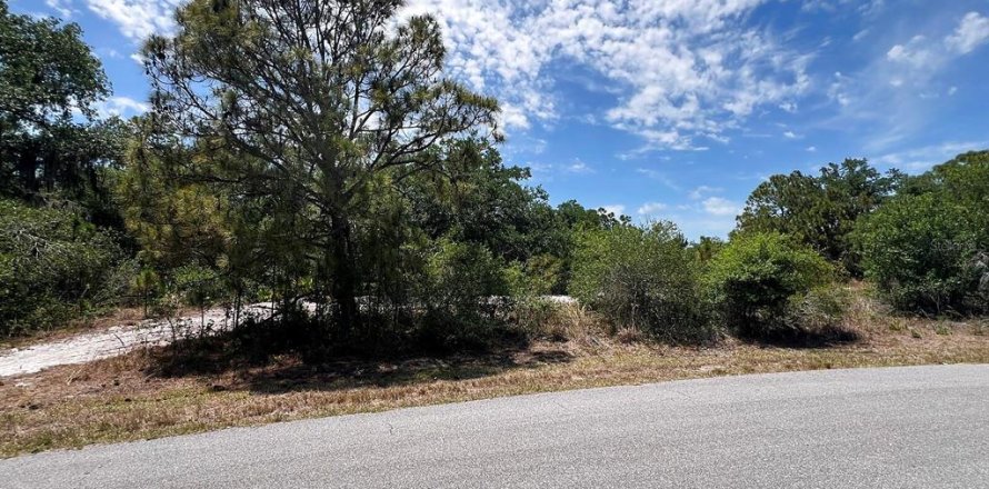 Land in North Port, Florida № 2158736