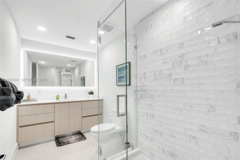 Купить виллу или дом в Майами, Флорида 4 спальни, 228.73м2, № 2006820 - фото 11