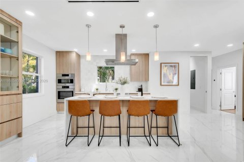 Купить виллу или дом в Майами, Флорида 4 спальни, 228.73м2, № 2006820 - фото 6