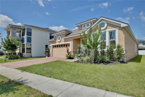 Casa en venta en Kissimmee, Florida, 4 dormitorios, 212 m2 № 1919735 - foto 4