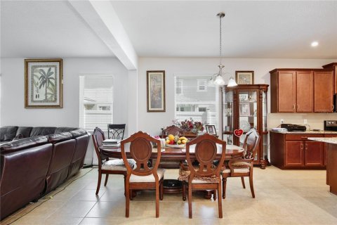 Casa en venta en Kissimmee, Florida, 4 dormitorios, 212 m2 № 1919735 - foto 10
