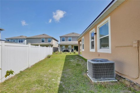 Casa en venta en Kissimmee, Florida, 4 dormitorios, 212 m2 № 1919735 - foto 29