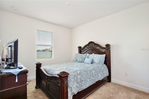 Casa en venta en Kissimmee, Florida, 4 dormitorios, 212 m2 № 1919735 - foto 21