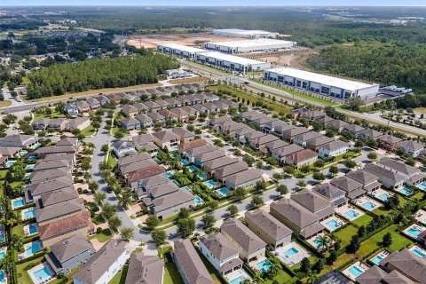 Купить виллу или дом в Киссимми, Флорида 12 комнат, 238.76м2, № 2338998 - фото 19