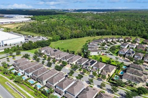 Купить виллу или дом в Киссимми, Флорида 12 комнат, 238.76м2, № 2338998 - фото 3