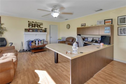 Propiedad comercial en venta en Pierson, Florida, 137.59 m2 № 2373868 - foto 8