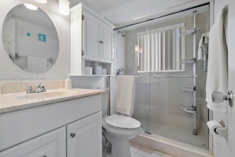 Condo in Lake Worth, Florida, 1 bedroom  № 1842723 - photo 7