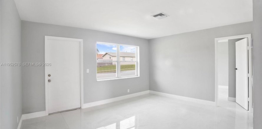 Immobilier commercial à Riviera Beach, Floride 115.94 m2 № 2089949