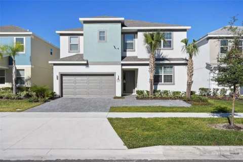 House in Kissimmee, Florida 12 bedrooms, 442.4 sq.m. № 1858045 - photo 1