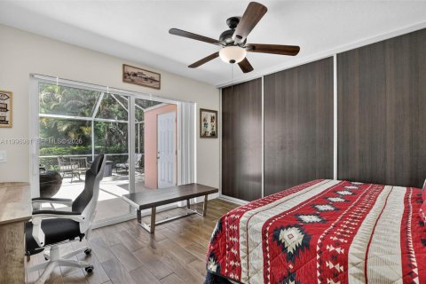 Купить виллу или дом в Палм-Бич-Гарденс, Флорида 2 спальни, 107.02м2, № 2059582 - фото 30