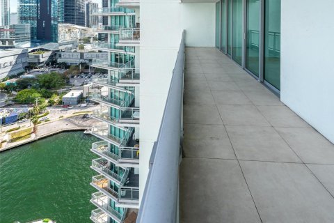 Copropriété à louer à Miami, Floride: 2 chambres, 102.1 m2 № 1939292 - photo 8