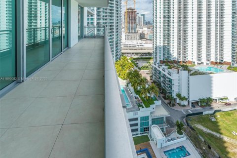 Copropriété à louer à Miami, Floride: 2 chambres, 102.1 m2 № 1939292 - photo 9