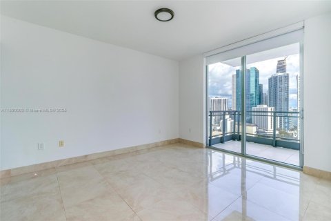 Copropriété à louer à Miami, Floride: 2 chambres, 102.1 m2 № 1939292 - photo 11