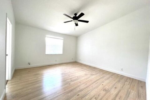 Propiedad comercial en venta en Wellington, Florida, 524.9 m2 № 2146751 - foto 19