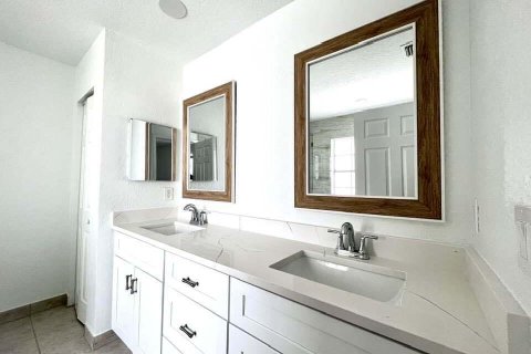 Propiedad comercial en venta en Wellington, Florida, 524.9 m2 № 2146751 - foto 8