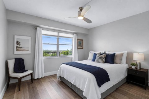 Condo in Davie, Florida, 2 bedrooms № 2246562 - photo 13