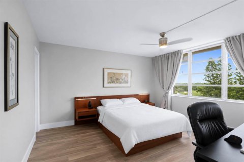 Condo in Davie, Florida, 2 bedrooms № 2246562 - photo 9