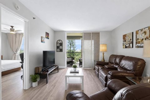 Condo in Davie, Florida, 2 bedrooms № 2246562 - photo 6
