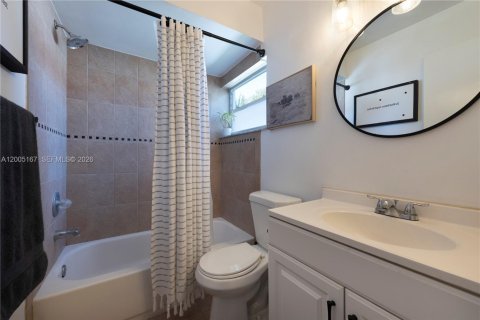 Touwnhouse à vendre à Cutler Bay, Floride: 3 chambres, 120.12 m2 № 2069618 - photo 12