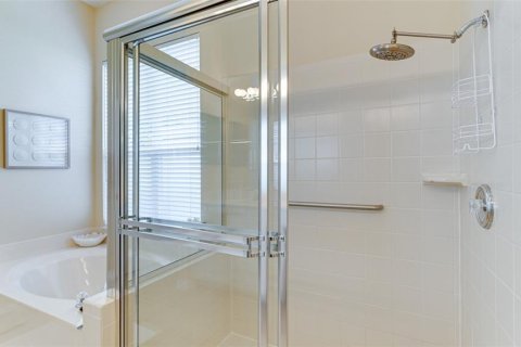 Снять в аренду виллу или дом в Юниверсити-Парк, Флорида 3 спальни, 189.89м2, № 212986 - фото 22