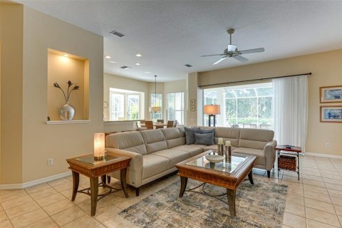 Снять в аренду виллу или дом в Юниверсити-Парк, Флорида 3 спальни, 189.89м2, № 212986 - фото 7