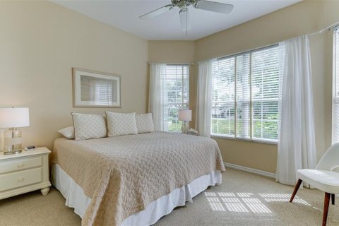 Снять в аренду виллу или дом в Юниверсити-Парк, Флорида 3 спальни, 189.89м2, № 212986 - фото 27