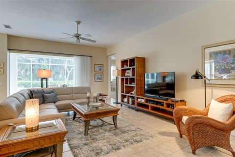 Снять в аренду виллу или дом в Юниверсити-Парк, Флорида 3 спальни, 189.89м2, № 212986 - фото 5