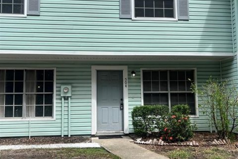 Touwnhouse à Brandon, Floride 2 chambres, 94.76 m2 № 2415343