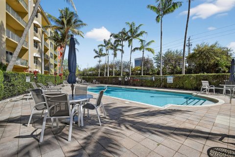 Copropriété à vendre à West Palm Beach, Floride: 2 chambres, 124.86 m2 № 2272244 - photo 15