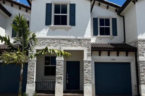 Touwnhouse à louer à Miami, Floride: 4 chambres, 169.83 m2 № 1216151 - photo 1
