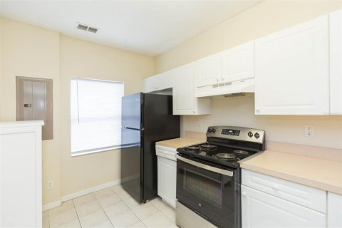 Touwnhouse à vendre à Tampa, Floride: 2 chambres, 119.29 m2 № 1914864 - photo 6