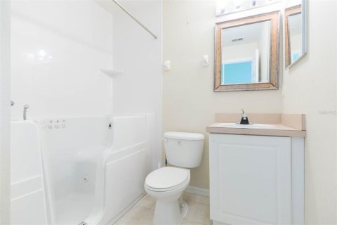 Touwnhouse à vendre à Tampa, Floride: 2 chambres, 119.29 m2 № 1914864 - photo 25