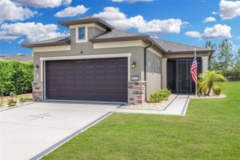 House in Ocala, Florida 2 bedrooms, 125.79 sq.m. № 1741005 - photo 1