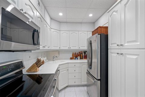 Copropriété à vendre à Clearwater, Floride: 2 chambres, 120.31 m2 № 1722300 - photo 15