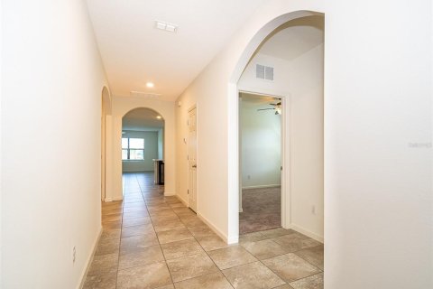 House in Mims, Florida 4 bedrooms, 170.01 sq.m. № 1829321 - photo 4