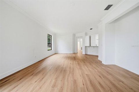 Villa ou maison à vendre à Apollo Beach, Floride: 3 chambres, 150.13 m2 № 2418475 - photo 9