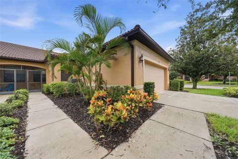Villa ou maison à vendre à Apollo Beach, Floride: 3 chambres, 150.13 m2 № 2418475 - photo 2