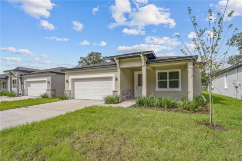 House in Orlando, Florida 4 bedrooms, 159.79 sq.m. № 2094361 - photo 4