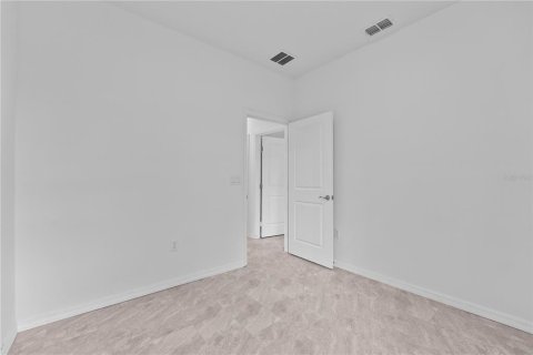 House in Orlando, Florida 4 bedrooms, 159.79 sq.m. № 2094361 - photo 28
