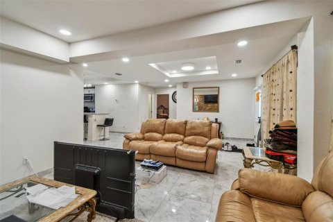 Купить коммерческую недвижимость в Клируотер, Флорида 6 спален, 273.5м2, № 1876689 - фото 10