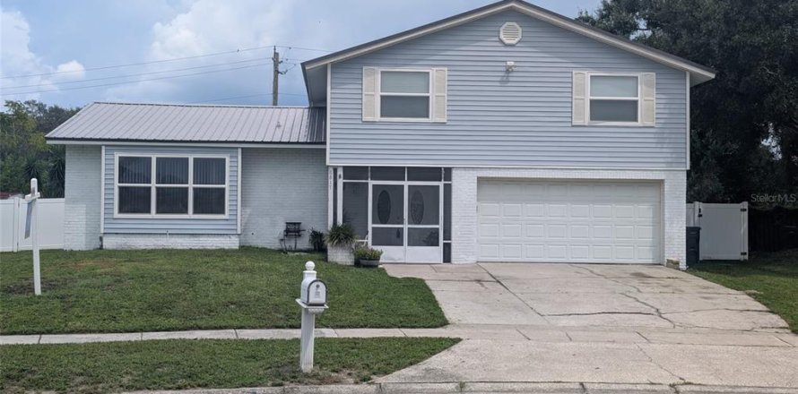 Casa en Tampa, Florida 5 dormitorios, 263.19 m2 № 2291906