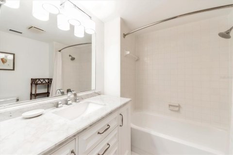 Casa en alquiler en Boca Grande, Florida, 3 dormitorios, 112.69 m2 № 1901082 - foto 28