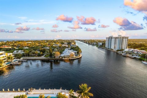 Condo in Delray Beach, Florida, 2 bedrooms  № 2178227