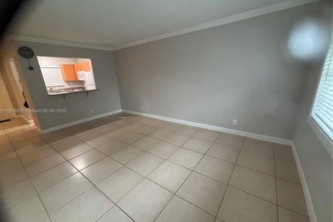 Condominio en alquiler en Plantation, Florida, 1 dormitorio, 68.38 m2 № 2017112 - foto 7