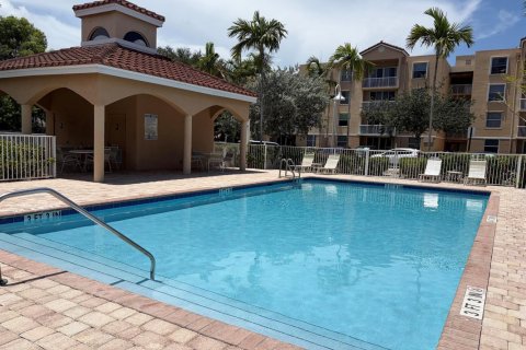 Apartamento en alquiler en Dania Beach, Florida, 2 dormitorios, 100.15 m2 № 2271455 - foto 3
