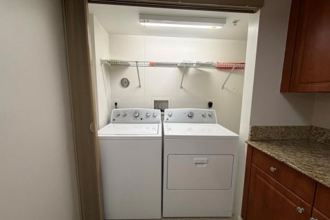 Apartamento en alquiler en Dania Beach, Florida, 2 dormitorios, 100.15 m2 № 2271455 - foto 16