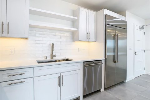 Condo in Clearwater, Florida, 3 bedrooms  № 1388962 - photo 11