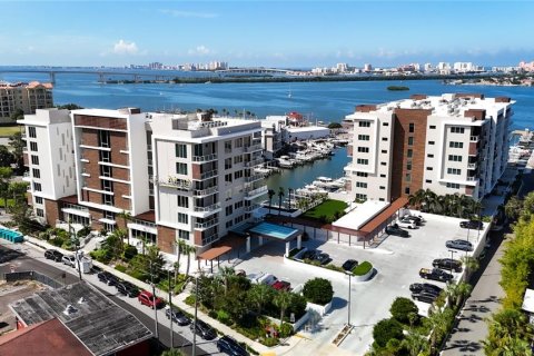 Condo in Clearwater, Florida, 3 bedrooms  № 1388962 - photo 1